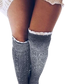 chaussette-au-dessus-du-genou-grise-clair