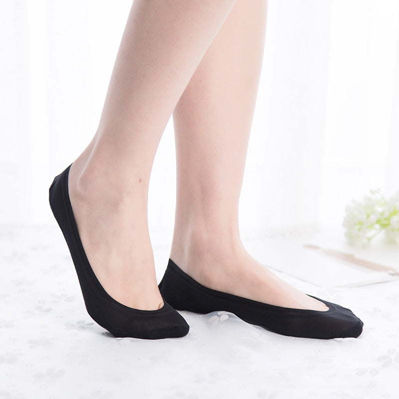 chaussette-invisible-femme-blanche