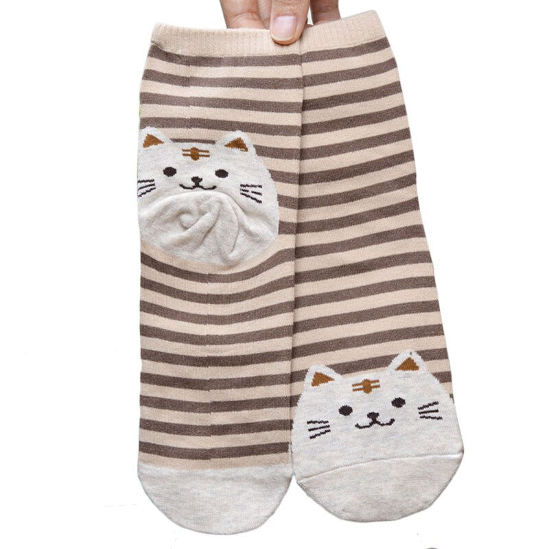 petite-chaussette-a-rayures-chat-beige