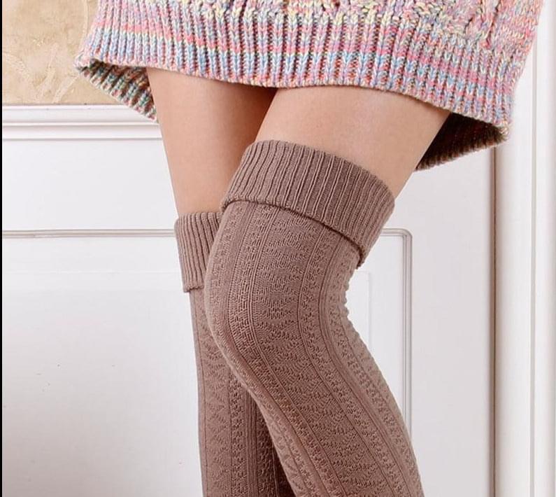 Chaussettes rigolotes hautes au-dessus des genoux pour femmes de 4.99 €
